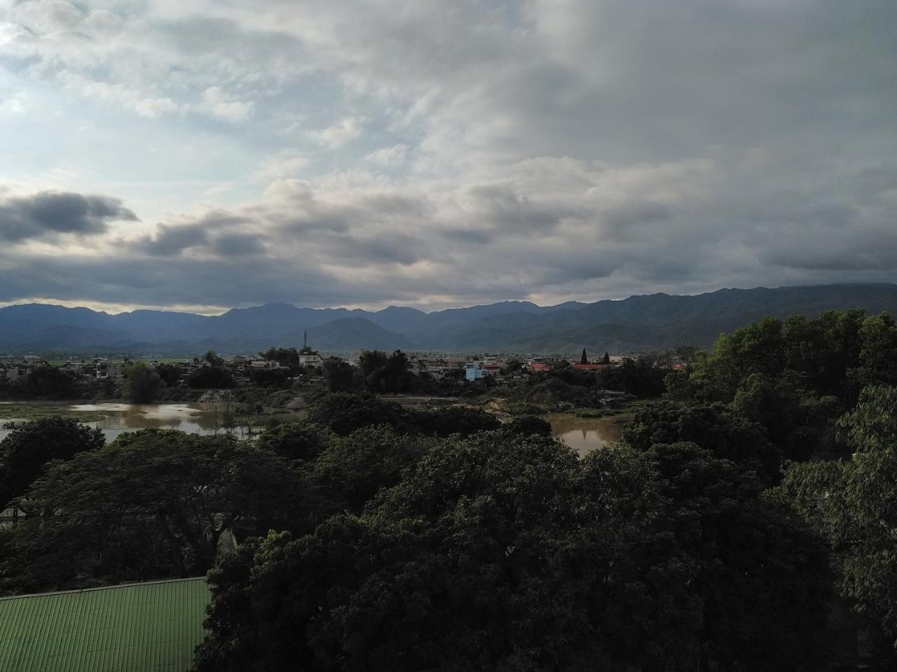 Guesthouse 51 Diện Biên Phủ Buitenkant foto